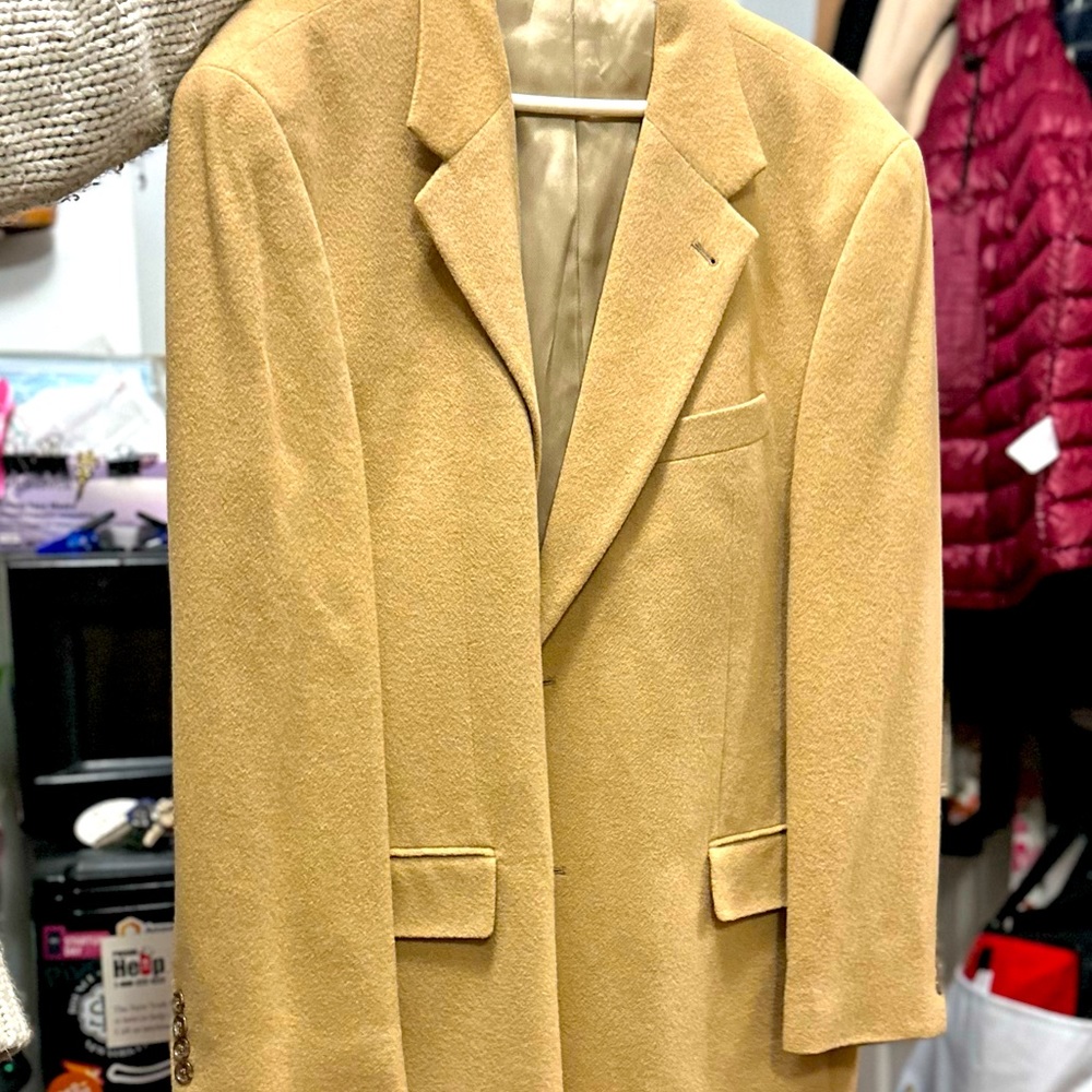 Super nice 100%Camel hair men’s sport jacket Blazer, It’s in great condition!!